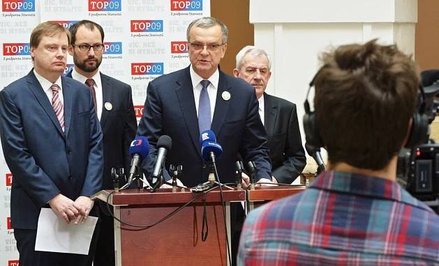 Co zasluhuje pochvalu pochval, co se ti nelíbí kritizuj!