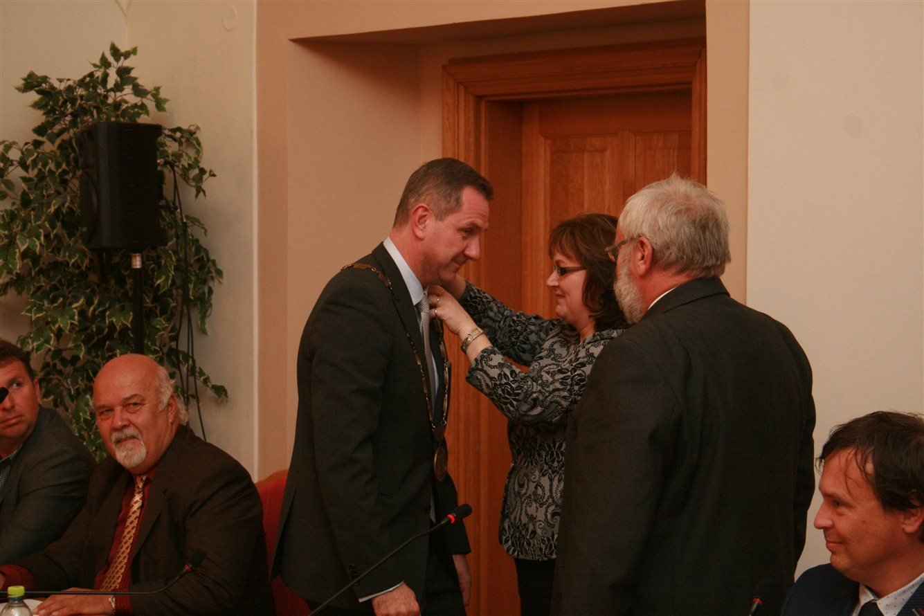 Potvrzeno! Starosta je obyčejný pomstychtivý ubožák