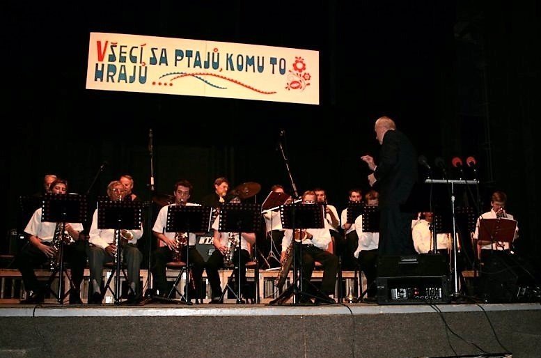 Zemřel kapelník Jaroslav Vinklárek
