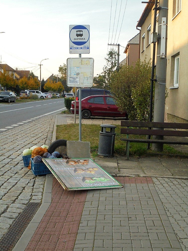 "Chytré" a "hlůpé" zastávky ve Veselí
